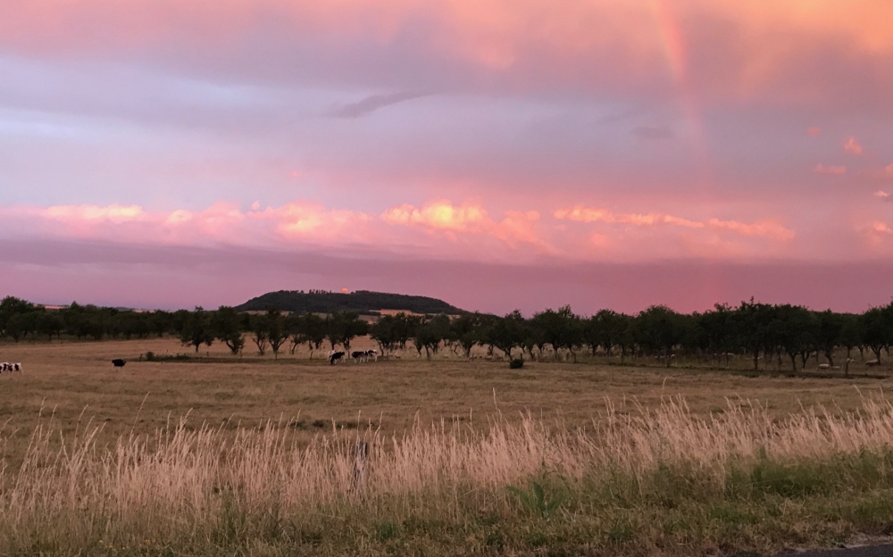 Vue du Montsec aprs la pluie sur la route de Frmerville-sous-les-Ctes